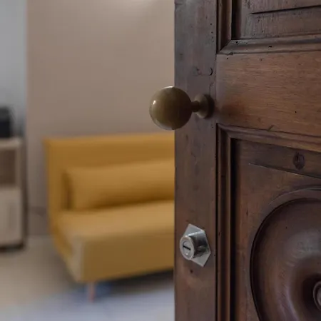 Corte D'appello Apartment *